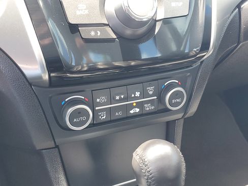 Used 2019 Acura ILX image 23