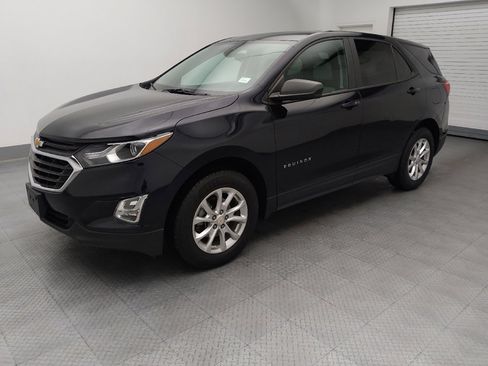 Used 2020 Chevrolet Equinox LS w/ LPO, Cargo Package AWD/4WD image 2