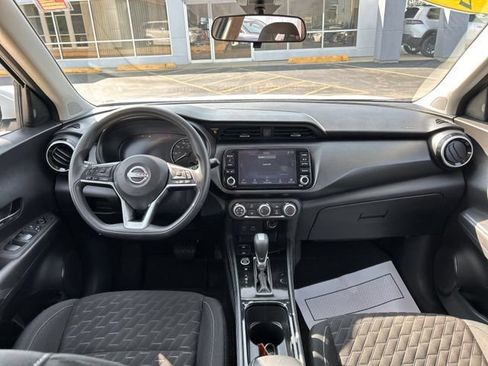 Used 2023 Nissan Kicks SV FWD image 21