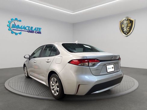 Used 2020 Toyota Corolla LE image 3
