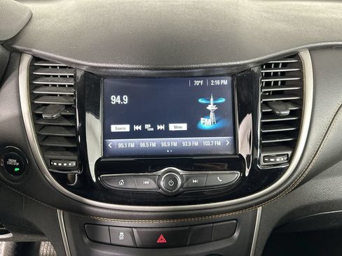Used 2017 Chevrolet Trax LT w/ LT Convenience Package AWD/4WD image 15