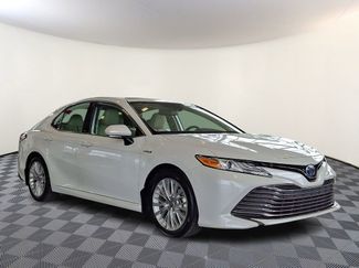 Used 2020 Toyota Camry XLE w/ Sunroof Package FWD video 1