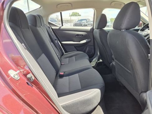 Used 2024 Nissan Sentra SV FWD image 18