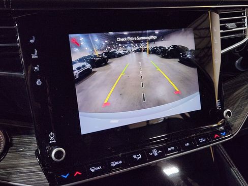 Used 2022 Jeep Wagoneer Series II w/ Premium Group I image 38