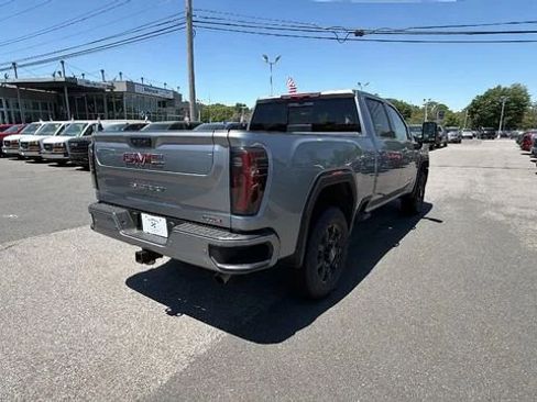 New 2026 GMC Sierra 2500 AT4 AWD/4WD image 7