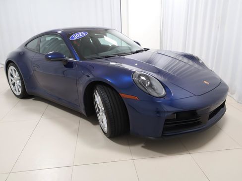 Used 2025 Porsche 911 Carrera RWD image 7