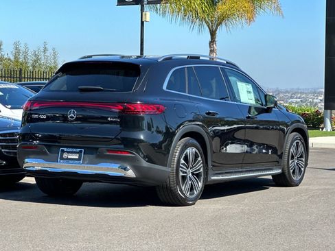 New 2026 Mercedes-Benz EQS 400 4MATIC SUV image 3