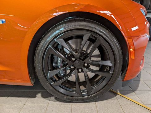 Used 2023 Chevrolet Camaro SS RWD image 9