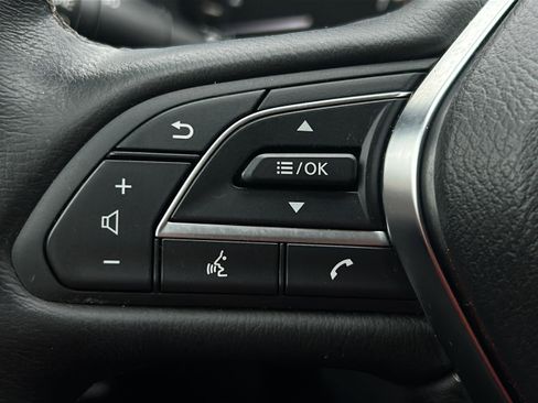 Used 2021 INFINITI Q50 Luxe image 14