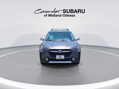 Used 2025 Subaru Outback Touring XT AWD/4WD image 3