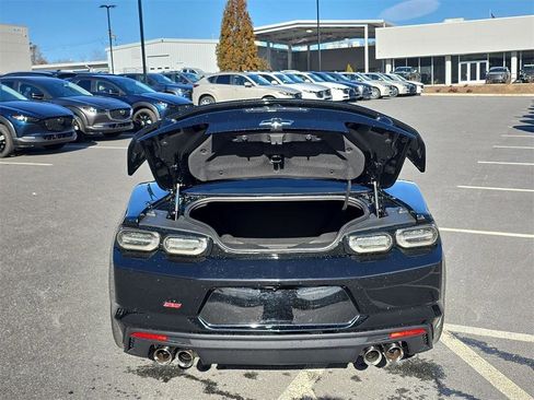 Used 2019 Chevrolet Camaro SS image 5
