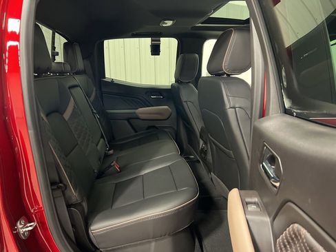 New 2026 GMC Canyon Denali image 10