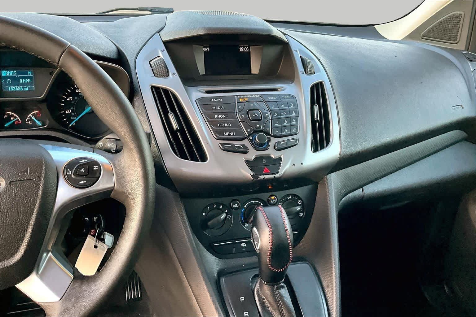 Used 2017 Ford Transit Connect XLT FWD image 6