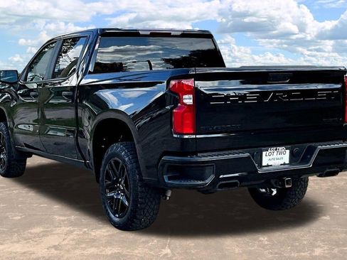 Used 2021 Chevrolet Silverado 1500 Custom Trail Boss w/ Midnight Edition image 5