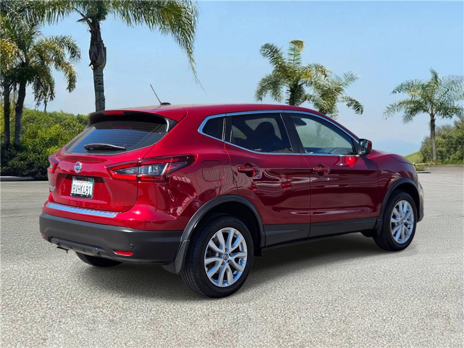 Used 2020 Nissan Rogue Sport S w/ Appearance Package FWD image 4