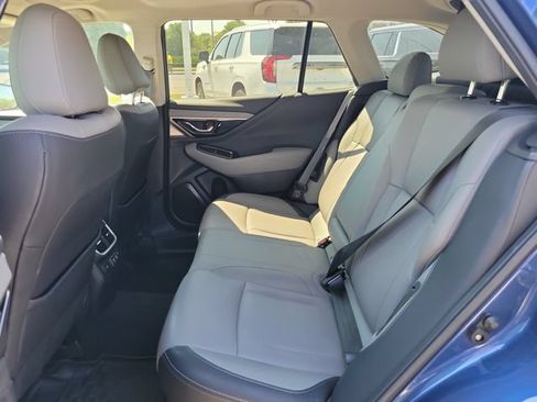 Used 2021 Subaru Outback Limited AWD/4WD image 12