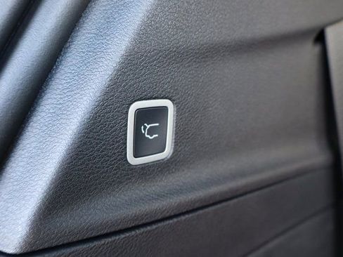 New 2026 Chrysler Pacifica Select image 41