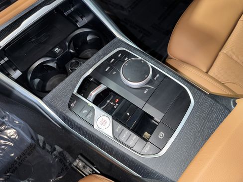 Certified 2025 BMW 330i Sedan w/ Premium Package image 28