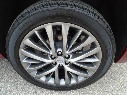 Certified 2025 Buick Enclave Avenir w/ Super Cruise Package AWD/4WD image 35