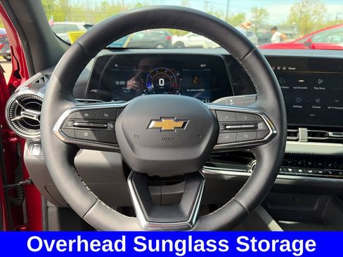 Used 2026 Chevrolet Equinox LT w/ Convenience Package II AWD/4WD image 25