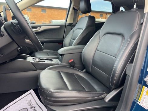 Used 2020 Ford Escape SEL image 19