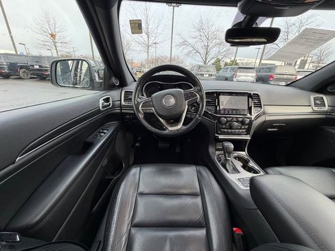 Certified 2021 Jeep Grand Cherokee Limited w/ Trailer Tow Group IV image 17