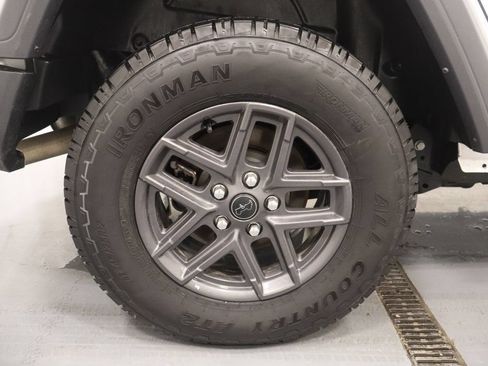 Used 2024 Jeep Wrangler Unlimited Sport AWD/4WD image 27