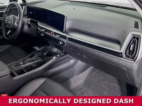 Used 2024 Kia Sorento EX image 22