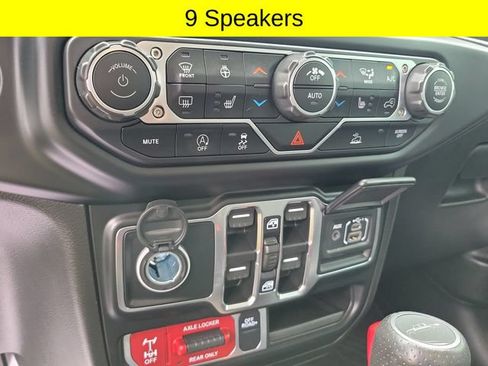 Used 2023 Jeep Gladiator Mojave w/ LED Lighting Group AWD/4WD image 15