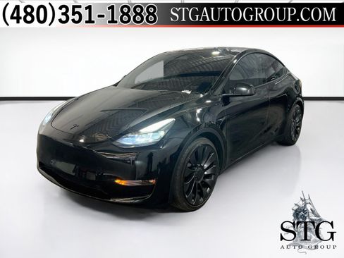 Used 2023 Tesla Model Y Performance AWD/4WD image 1