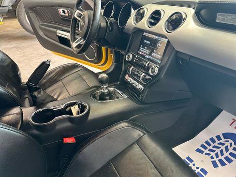 Used 2015 Ford Mustang Premium RWD image 13