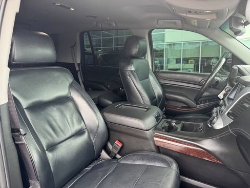 Used 2016 GMC Yukon SLE w/ Convenience Package AWD/4WD image 16