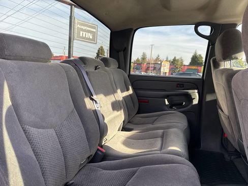 Used 2006 Chevrolet Silverado 1500 LT w/ Light Duty Power Package image 20