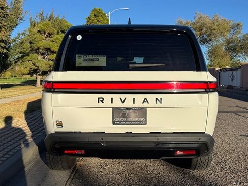 Used 2023 Rivian R1S Adventure AWD/4WD image 9