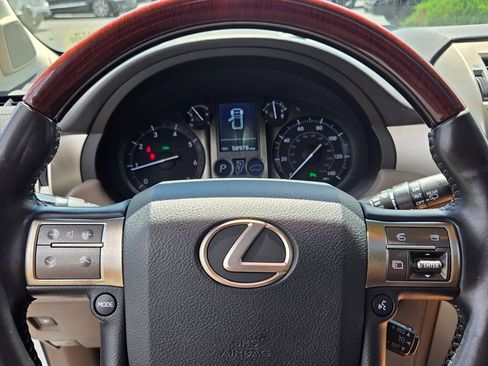 Used 2019 Lexus GX 460 Premium AWD/4WD image 26
