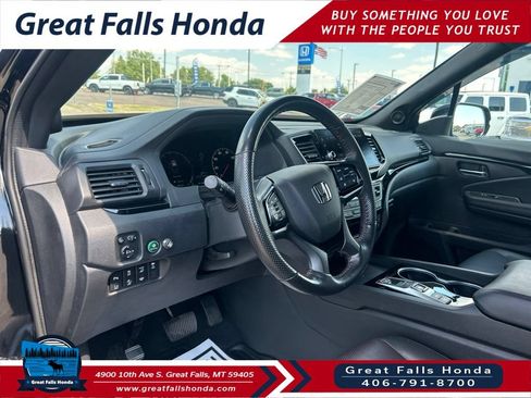 Certified 2024 Honda Ridgeline Black Edition image 11