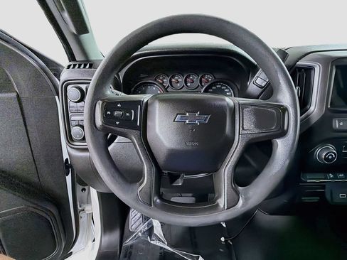 Used 2019 Chevrolet Silverado 1500 Custom Trail Boss w/ Custom Convenience Package AWD/4WD image 13