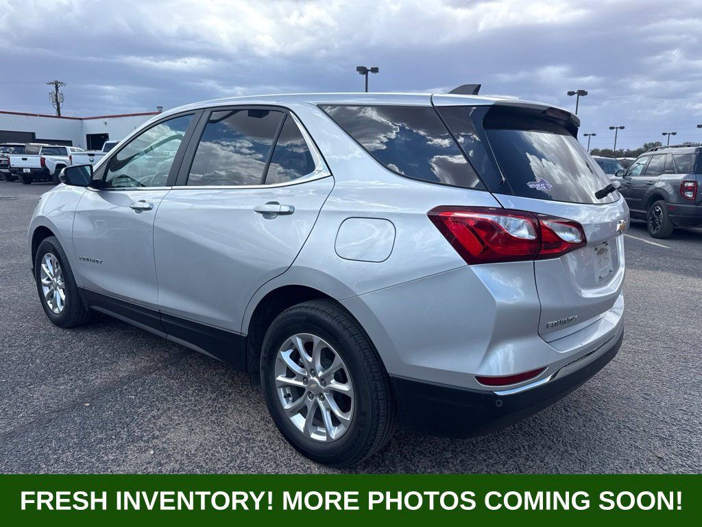 Used 2021 Chevrolet Equinox LT FWD image 4