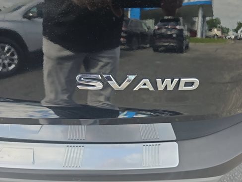 Used 2021 Nissan Rogue SV AWD/4WD image 11