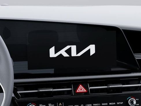 New 2026 Kia Niro Wind FWD image 20