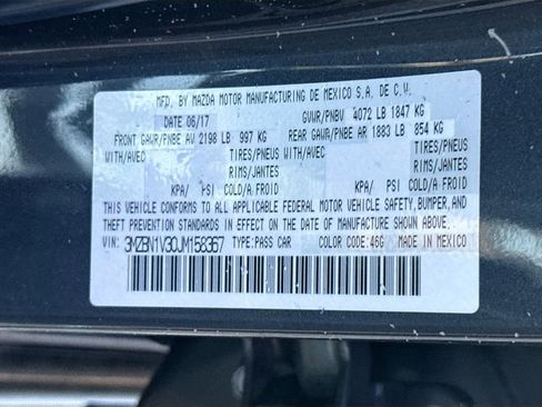 Used 2018 MAZDA MAZDA3 Touring FWD image 32