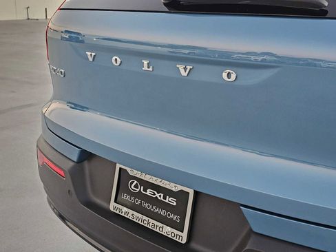 Used 2023 Volvo XC40 Recharge Ultimate image 13