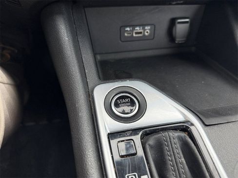 Used 2023 Nissan Sentra SV image 28