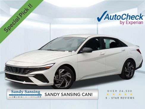 Used 2025 Hyundai Elantra Sport image 1