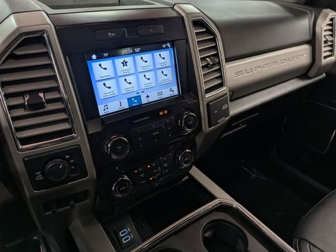 Used 2017 Ford F250 Lariat w/ Chrome Package AWD/4WD image 13