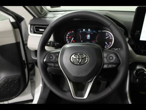 Used 2025 Toyota RAV4 XLE Premium w/ Weather Package AWD/4WD image 22