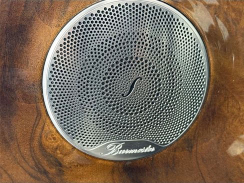 Used 2017 Mercedes-Benz E 300 4MATIC image 32