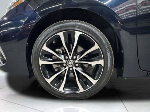 Used 2018 Toyota Corolla SE FWD image 39