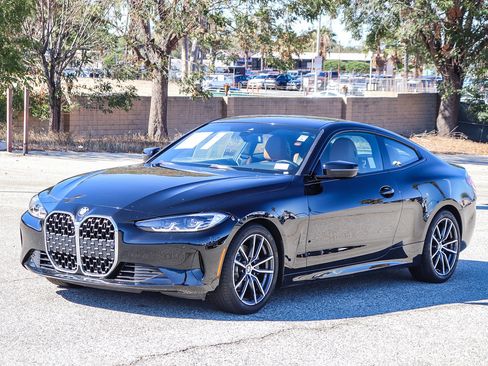 Used 2022 BMW 430i Coupe w/ Convenience Package image 3