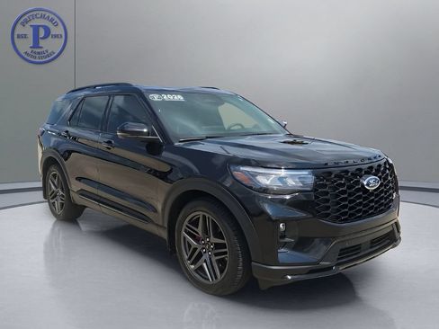 Used 2026 Ford Explorer ST AWD/4WD image 1